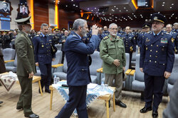 دیدار فرماندهان و کارکنان نیروی هوایی و پدافند هوایی با رییس ستاد کل