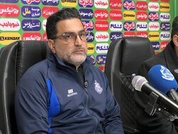 برزگر: با برنامه و فوتبال تاکتیکی سه امتیاز را گرفتیم