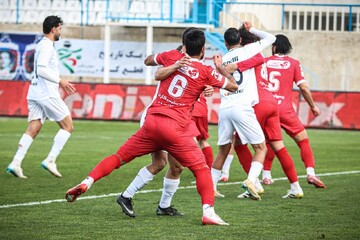 مدافع تیم ملی فرصت دوئل بزرگ را از دست داد