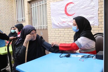 فلاح: ۲۱۰۰ نفر از خدمات رایگان هلال احمر در جیرفت بهره‌مند شدند