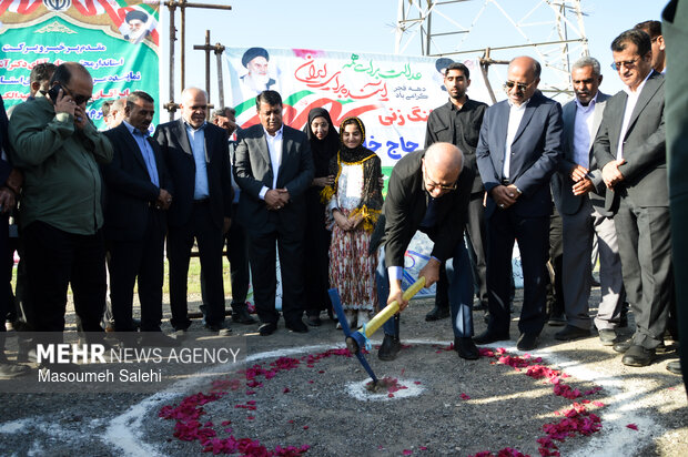 افتتاح و کلنگ‌زنی پروژه‌های شهرستان میناب و رودان در دهه فجر