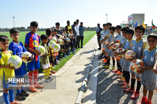 افتتاح و کلنگ‌زنی پروژه‌های شهرستان میناب و رودان در دهه فجر