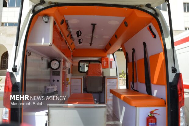۱۱ دستگاه آمبولانس جدید به ناوگان اورژانس هرمزگان الحاق شد