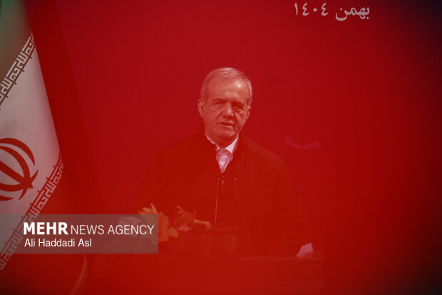 Closing ceremony of Iran’s 43rd Book of Year Award
