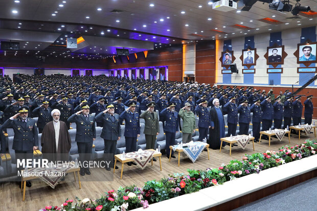 
Iran Air Force and Air Defense Commanders meeting with chief
