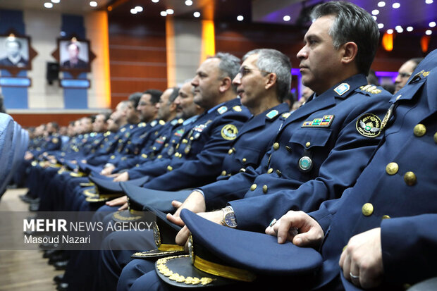 
Iran Air Force and Air Defense Commanders meeting with chief
