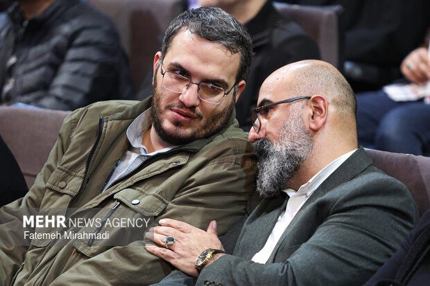 اختتامیه مسابقه عکس زندگی در جنگ