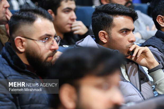 اختتامیه مسابقه عکس زندگی در جنگ