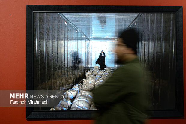 تصاویری که زندگی زیر بمباران را فریاد میزنند؛ حافظه جمعی علیه فراموشی