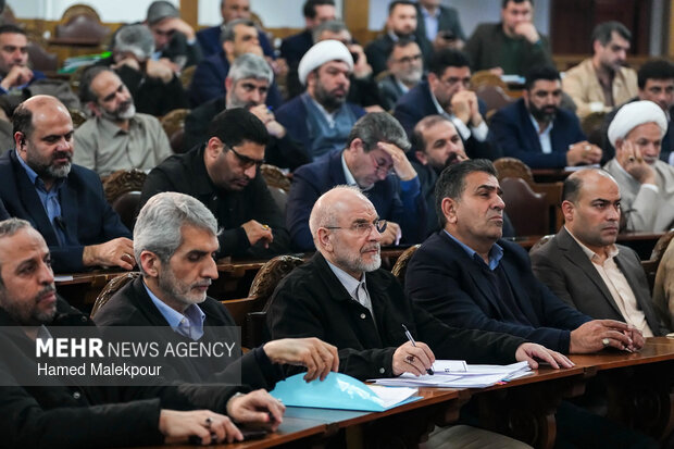 نشست اعضای هیئتهای عالی نظارت بر انتخابات شوراها با حضور رئیس مجلس