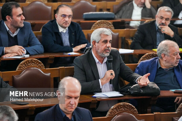 نشست اعضای هیأت‌های عالی نظارت بر انتخابات شوراها با حضور رئیس مجلس