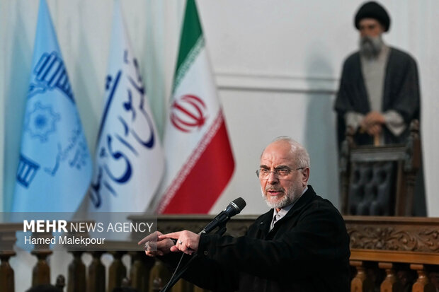 نشست اعضای هیأت‌های عالی نظارت بر انتخابات شوراها با حضور رئیس مجلس