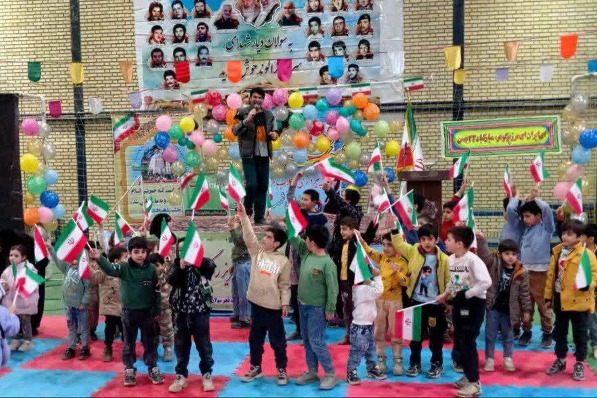 انقلاب،فجر،روستا،پيروزي،همدان،همزمان،مسير