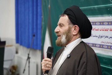 مسجد جای اتصال روحانیت با مردم و محل تربیت طلاب خدمتگزار است