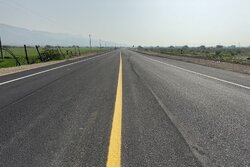 رستمی: بوشهر پیشگام آسفالت راه دسترسی روستاهای بالای ۵۰ خانوار است