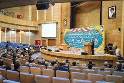 اجتماع خانوادگی در محکومیت هتک حرمت به قرآن در مشهد