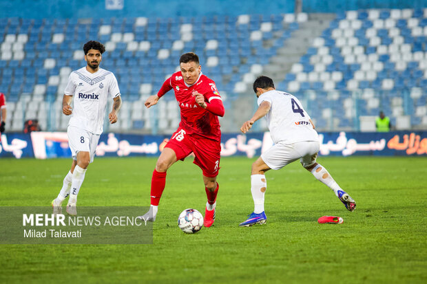 لیگ برتر فوتبال - ملوان و پرسپولیس