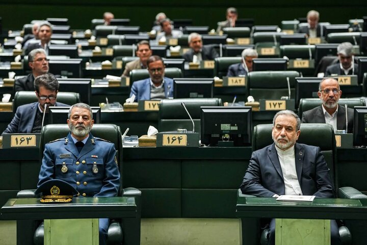 Iran parliament holds closed-door session on nuclear talks