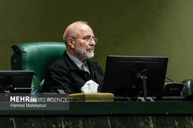 جلسه غیرعلنی مجلس با حضور رئیس ستاد کل نیروهای مسلح و وزیر امور خارجه