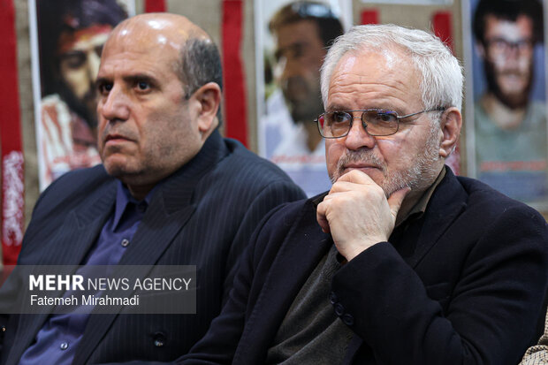 آیین بدرقه کاروان خانواده معظم شهدا وایثارگران به عتبات عالیات