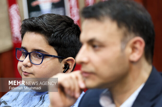 آیین بدرقه کاروان خانواده معظم شهدا وایثارگران به عتبات عالیات