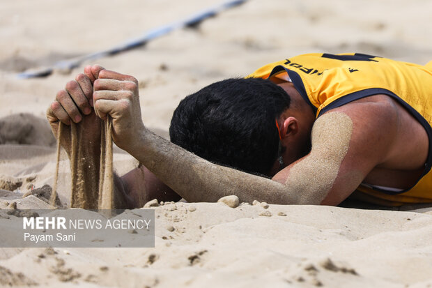 پنجمین دوره لیگ برتر والیبال ساحلی