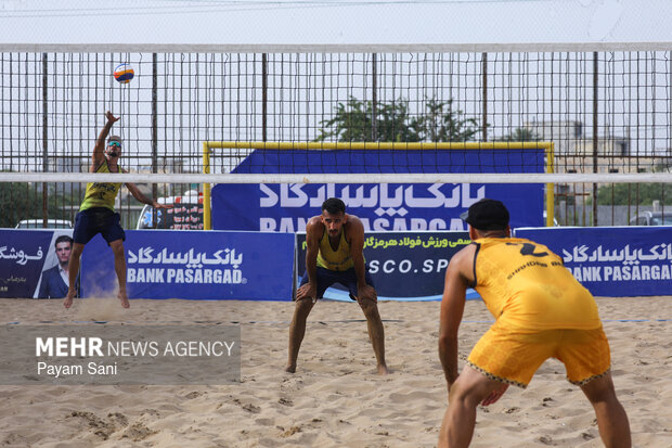 پنجمین دوره لیگ برتر والیبال ساحلی