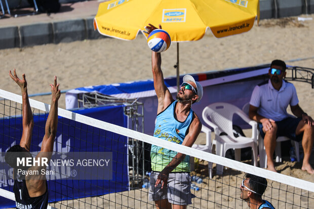 پنجمین دوره لیگ برتر والیبال ساحلی