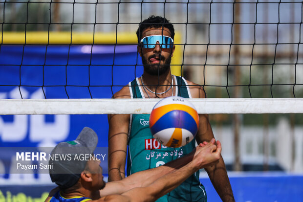 پنجمین دوره لیگ برتر والیبال ساحلی