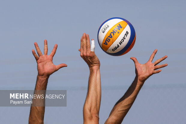 پنجمین دوره لیگ برتر والیبال ساحلی