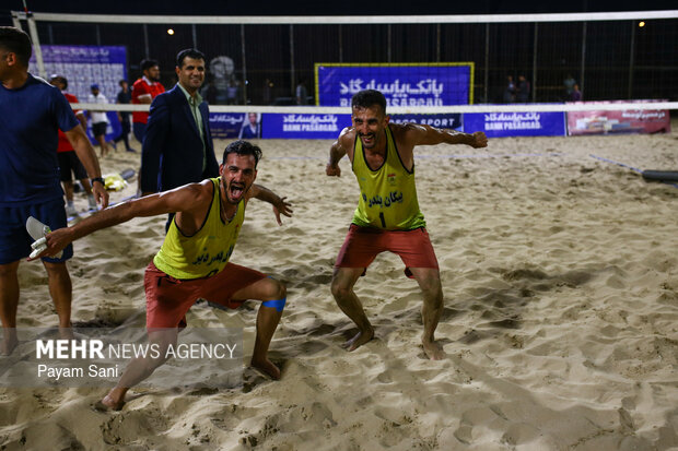 پنجمین دوره لیگ برتر والیبال ساحلی