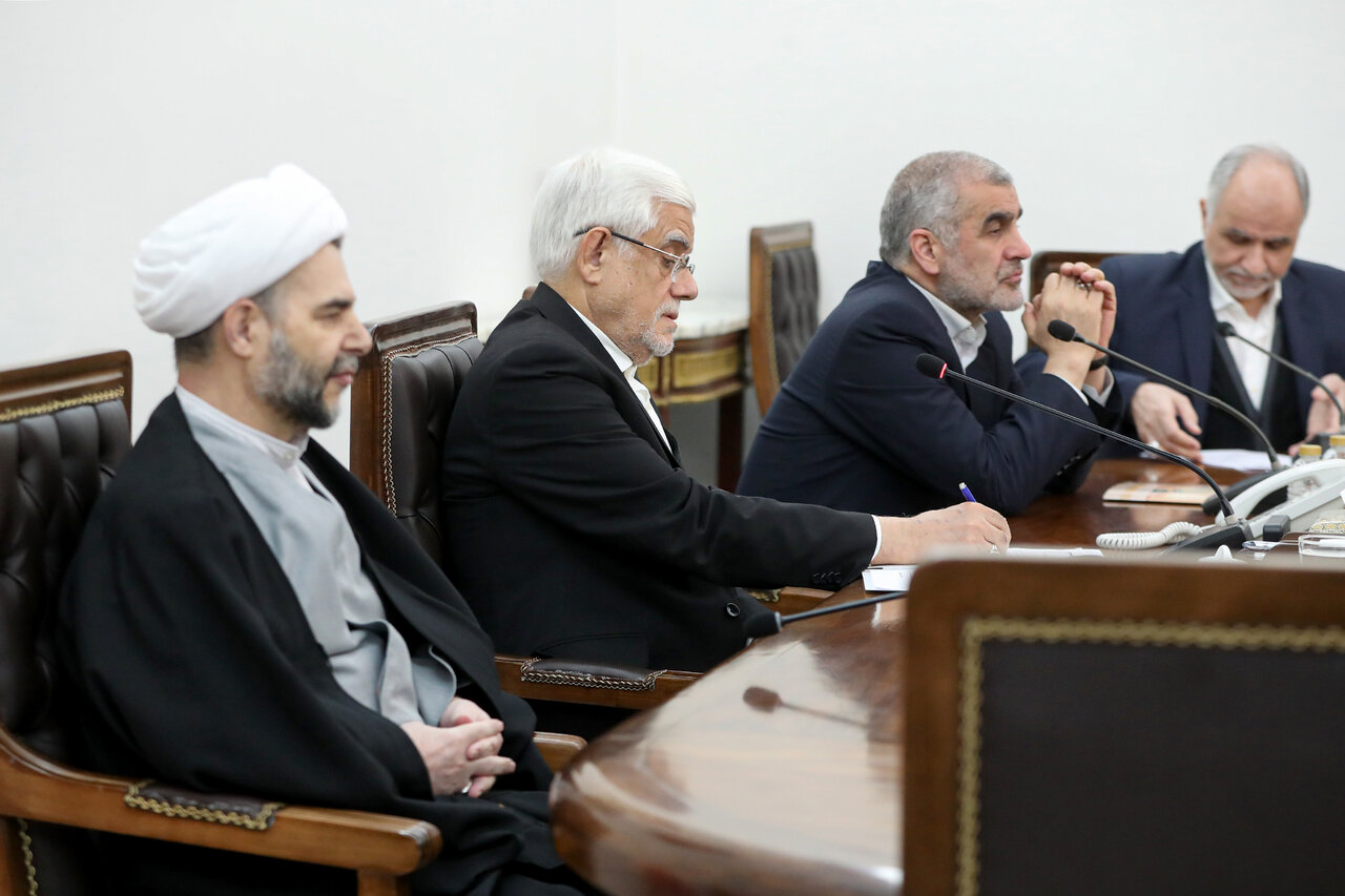 معاونان،نمايندگان،جلسه،خصوصي،منشور،حقوقي،تدوين،قواي