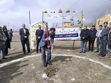 پروژه زیرسازی بلوار روستای ارجنک کلنگ زنی شد 