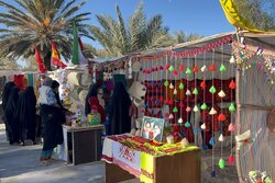 برپایی نمایشگاه فرهنگی و صنایع‌دستی زنان سرپرست خانوار در مهرستان