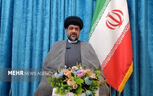 امام جمعه گناوه: مردم حضوری گسترده در راهپیمایی ۲۲ بهمن داشته باشند