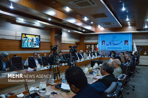 سفر وزیر ارتباطات به بندرعباس