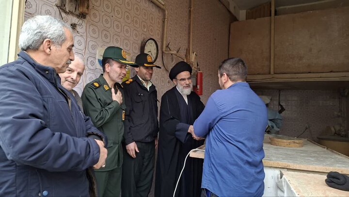 دیدار حجت الاسلام اصل نژادی با خانواده های شهدا و جانبازان سردرودی