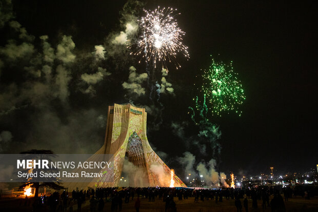 نورپردازی سه بعدی ونورافشانی به مناسبت سالگردپیروزی انقلاب اسلامی
