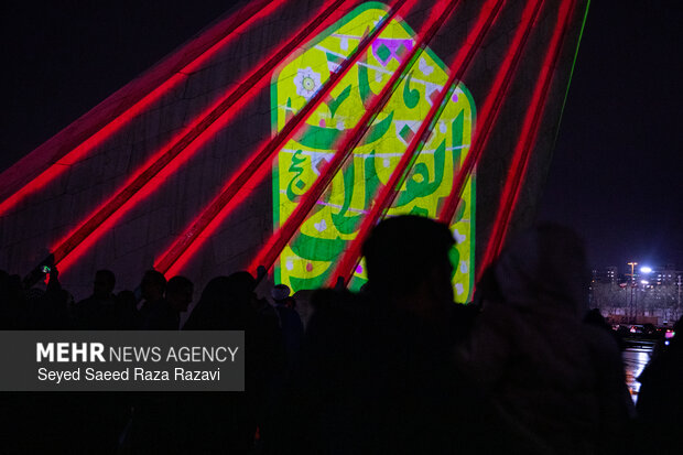 نورپردازی سه بعدی ونورافشانی به مناسبت سالگردپیروزی انقلاب اسلامی