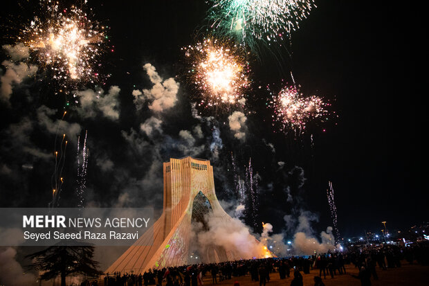 نورپردازی سه بعدی ونورافشانی به مناسبت سالگردپیروزی انقلاب اسلامی
