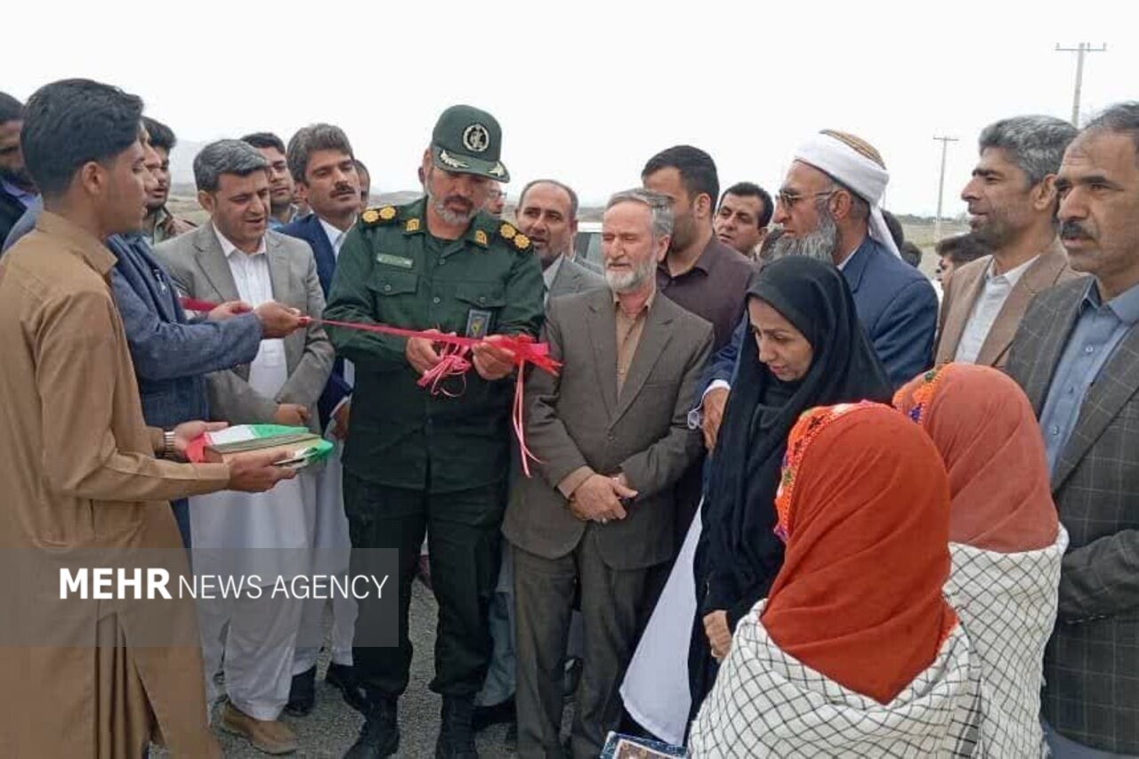 آموزشي،مجتمع،توسعه،استان،بركت،تجهيز،فضاهاي