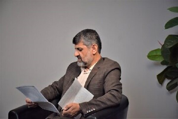 نقد،مسئله،نصيري،شجاعت،رسانه،راديكاليسم،عددي،راديكال،متني،سند ...