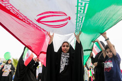 راهپیمایی مردم سیریک در روز ۲۲ بهمن