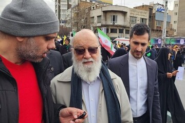 حضور گسترده مردم، مسئولیت مدیران و مسئولان کشور را دو چندان می‌کند