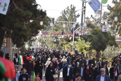 مردم زاهدان گل کاشتند؛ حماسه‌ای دیگر از فارس و بلوچ در ۲۲ بهمن ۱۴۰۴