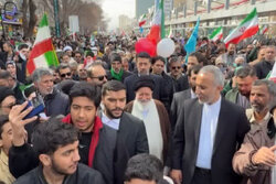 علم‌الهدی:سرمایه حقیقی کشور، ملت وفادار به ولایت و اهل بیت(ع) است