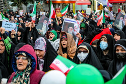 قاب های ماندگار از حضور حماسی فومنی ها در ۲۲ بهمن