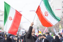 راهپیمایی ۲۲ بهمن در گیلانغرب دومین شهر مقاوم کشور