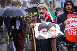 ۲۲ بهمن کردستان مردمی‌تر از همیشه؛ روایت هم‌زمان حماسه، گفتگو و معنویت