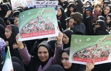 مردم تربت حیدریه در راهپیمایی ۲۲ بهمن حماسه ای ماندگار خلق کردند 